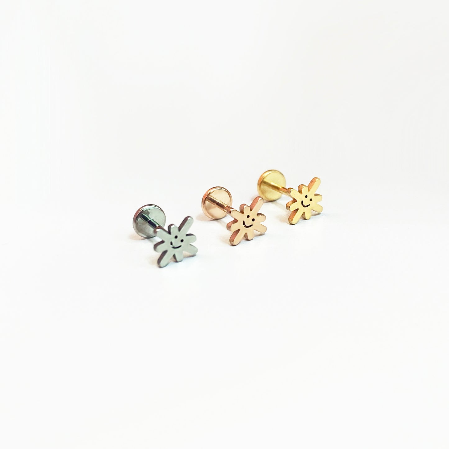 PiJi Smiley Doodle Star Flatback Titanium Earring