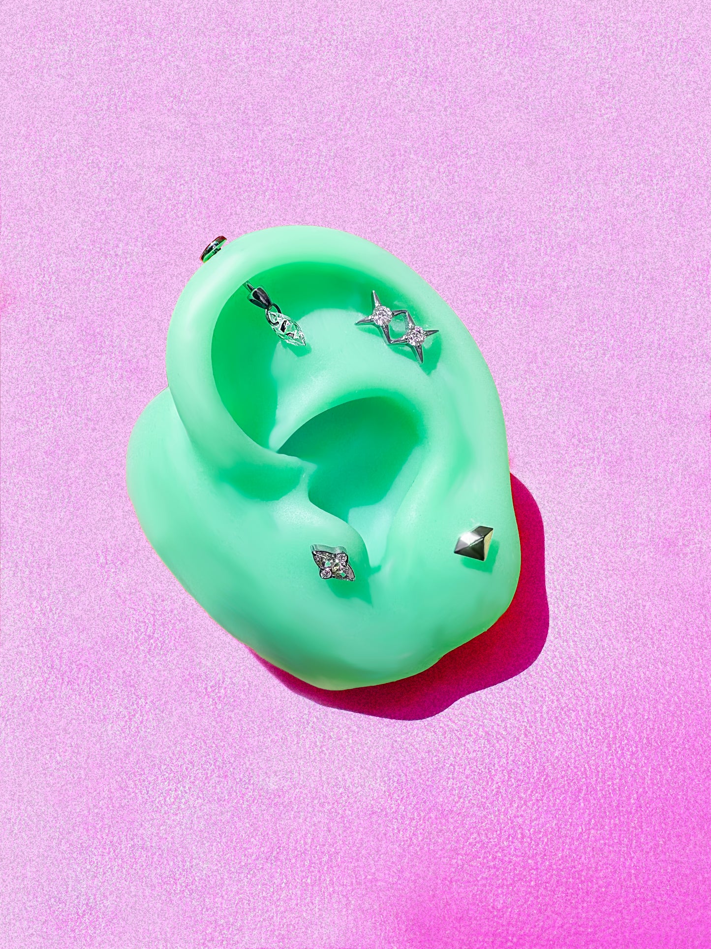 Diamond Pop Flatback Titanium Earring