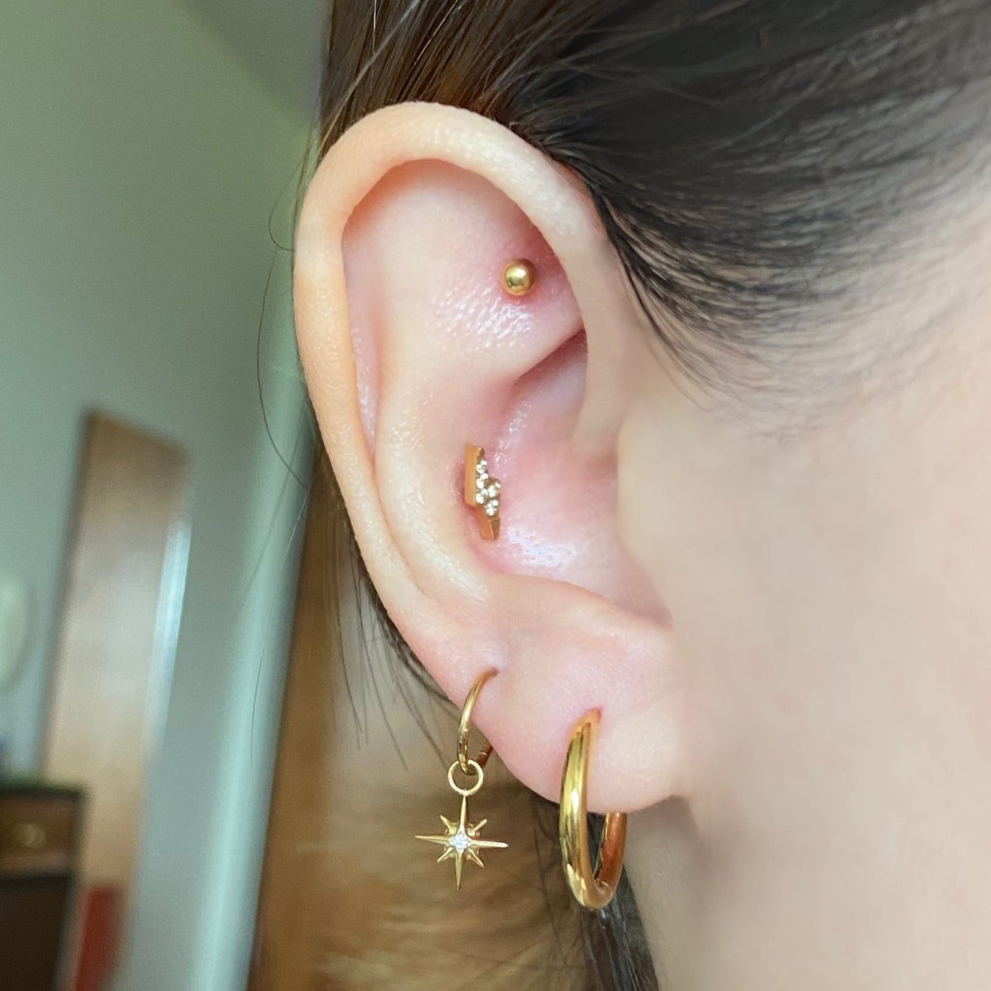 Classic Ball Titanium Flatback Earring