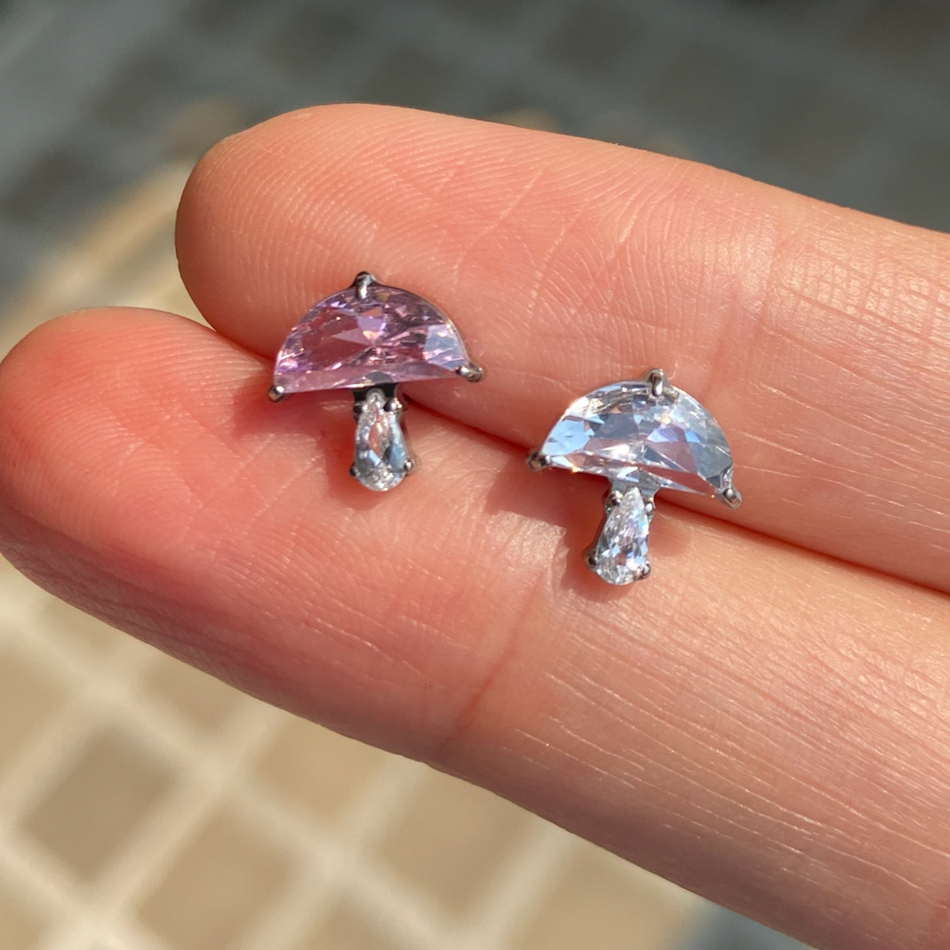 Magic Mushroom Flatback Titanium Earring