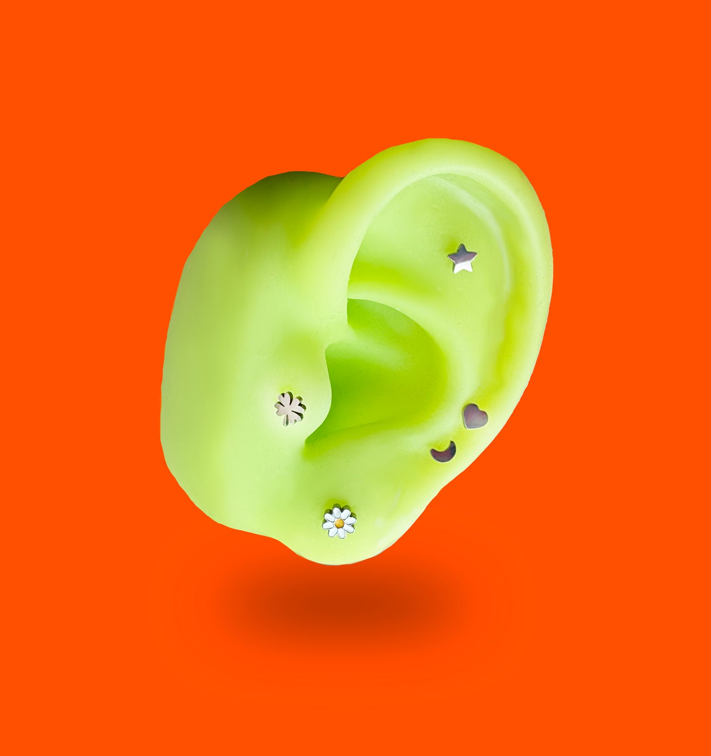 Lucky Clover Flatback Titanium Earring